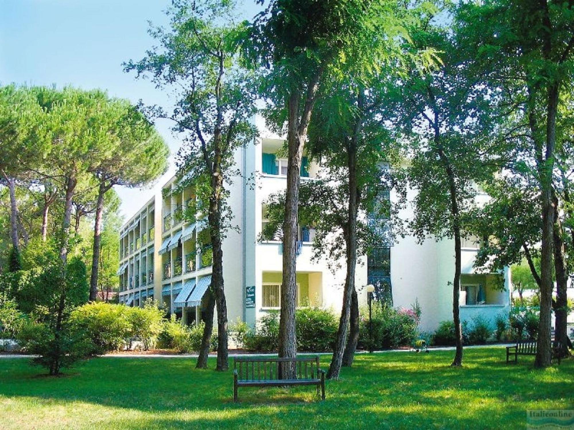Residence Pinewood Bibione Buitenkant foto